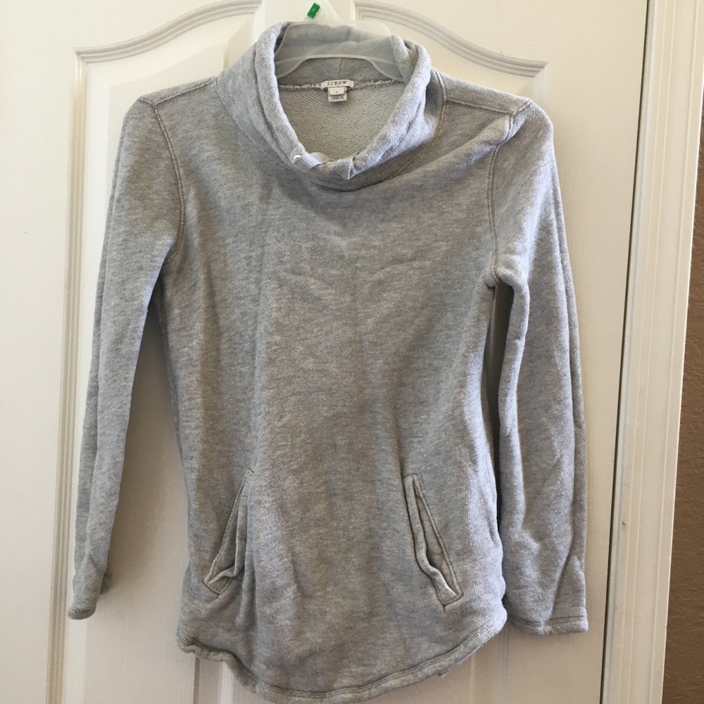 FINAL MARKDOWN Ladies j crew pullover small